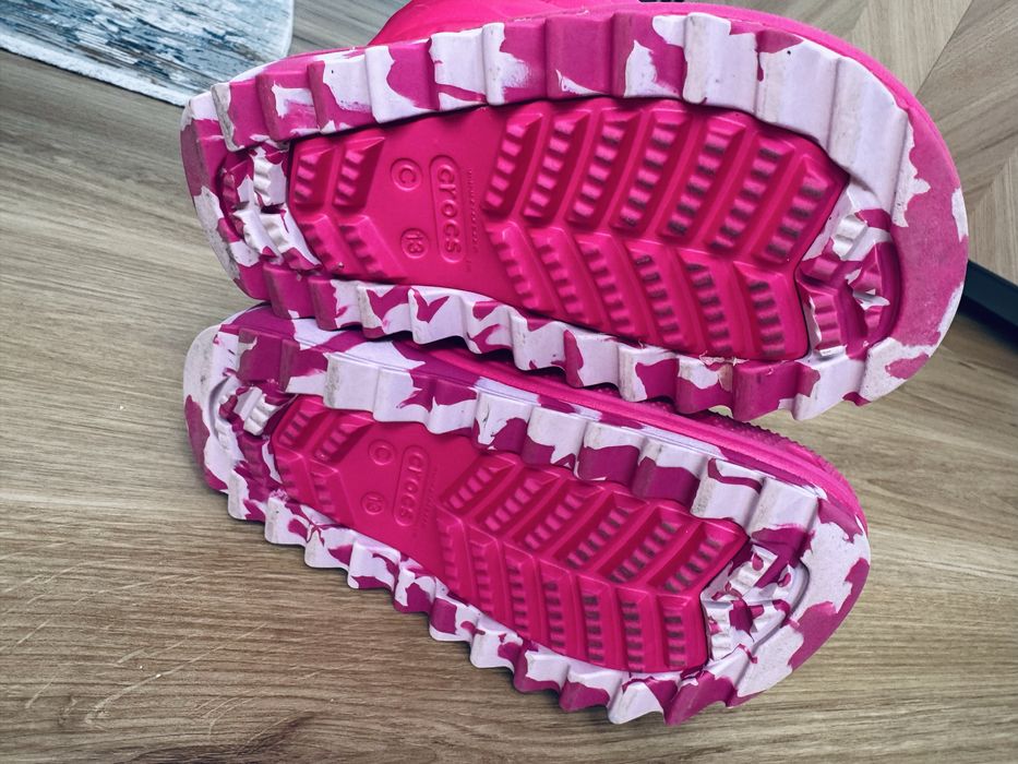 Cizme Crocs Classic Neo Puff Boots C13