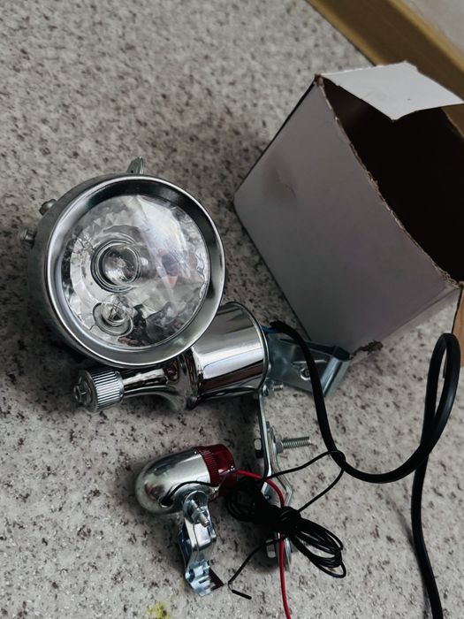 Динамогенератор  солнечный панел