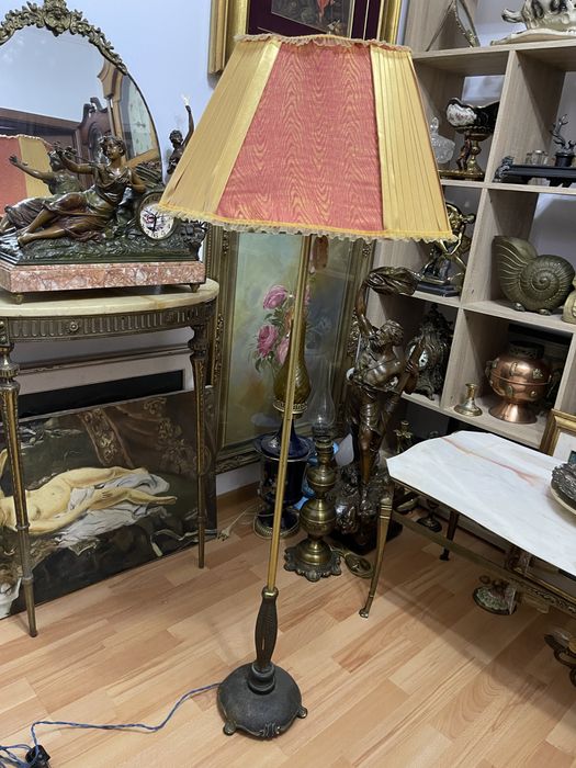 Obiect vechi - lampadar