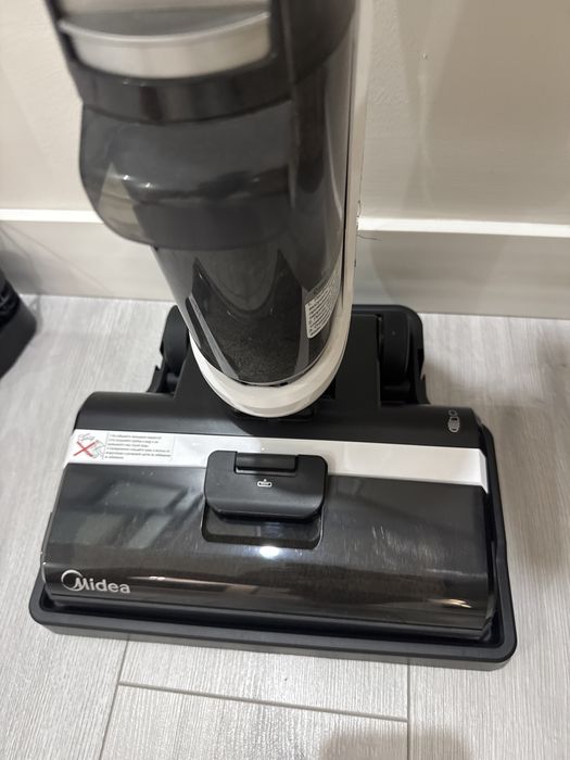 Пылесос мойка Мидеа новый 2 раза