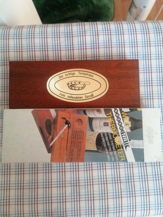 Termometru de vin nou