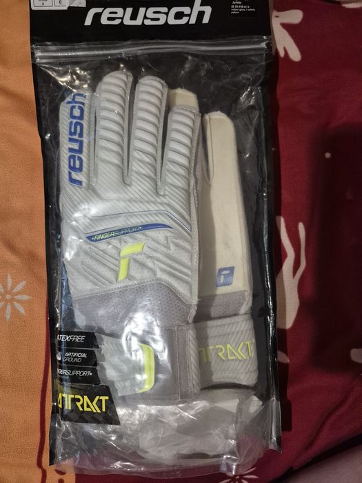 Вратарски ръкавици Reusch