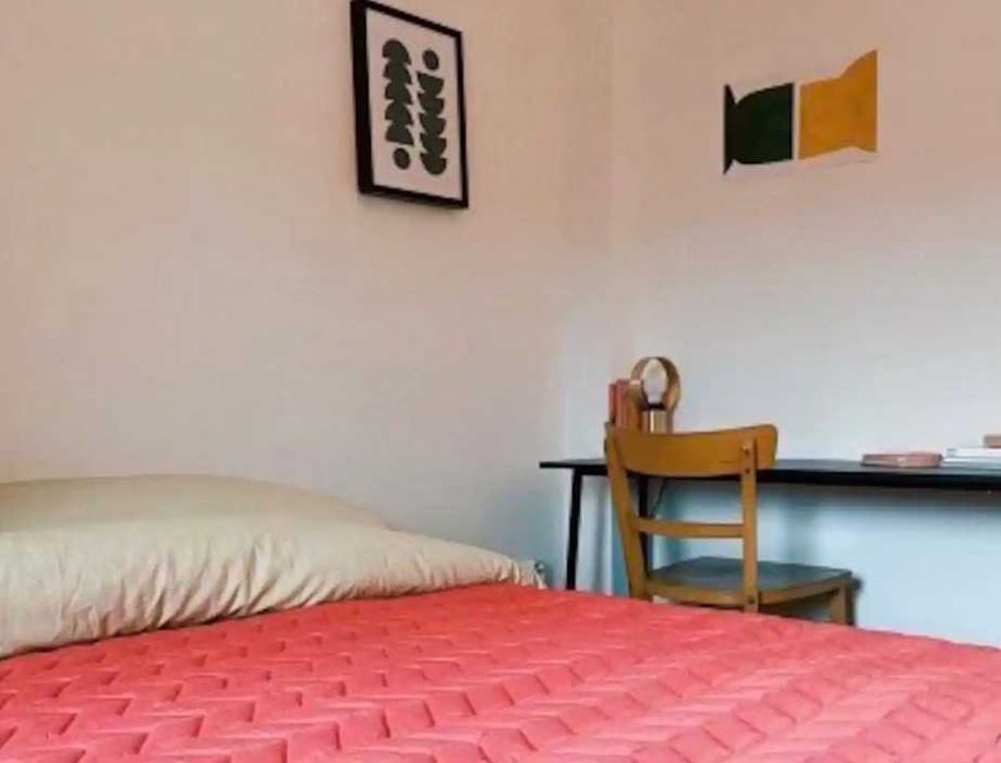 Дава се под наем Тристаен апартамент в Пловдив, Център - 92 кв.м за 418.2 € - Снимка #1