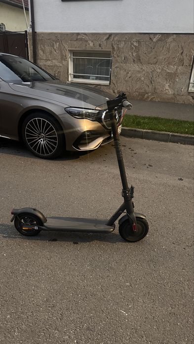 Trotineta electrica Xiaomi 4 lite
