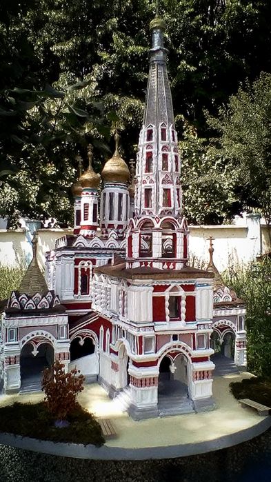 изработката на триизмерни , пространствени прототипи