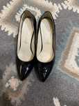 Vand pantofi de piele lac