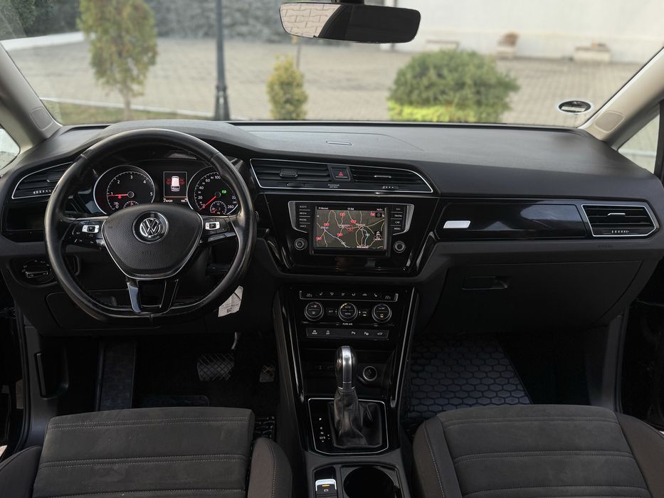 Vw Touran 2016 2.0 TDI 150cp Euro 6 DSG Distonic/Navi/Full/Matrix/