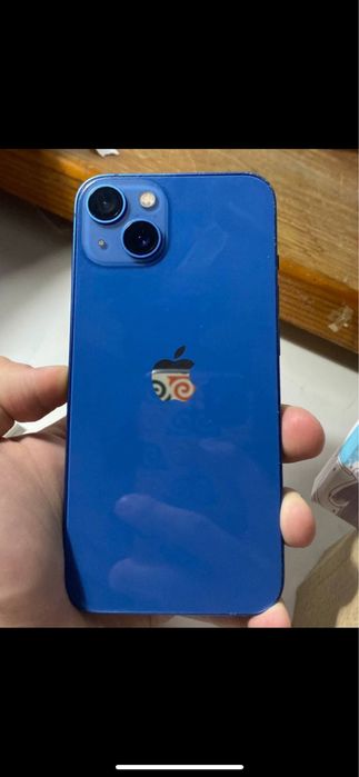 Продам 13 айфон 256 гб