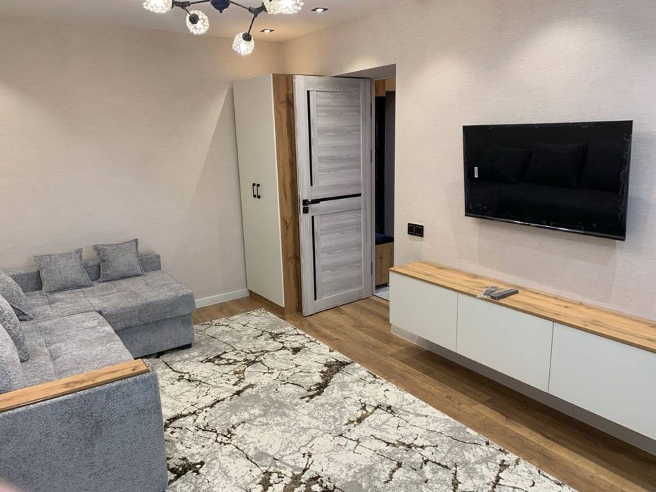 Чиланзар 1 кв. Евроремонт Фулл. 1в2 комнатная