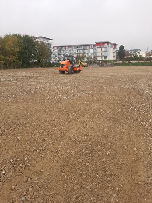 Decopertări  Demolari Terasament  (parcări  terenuri de fotbal Etc)