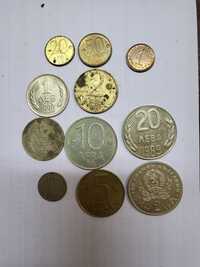 Монети от различни години