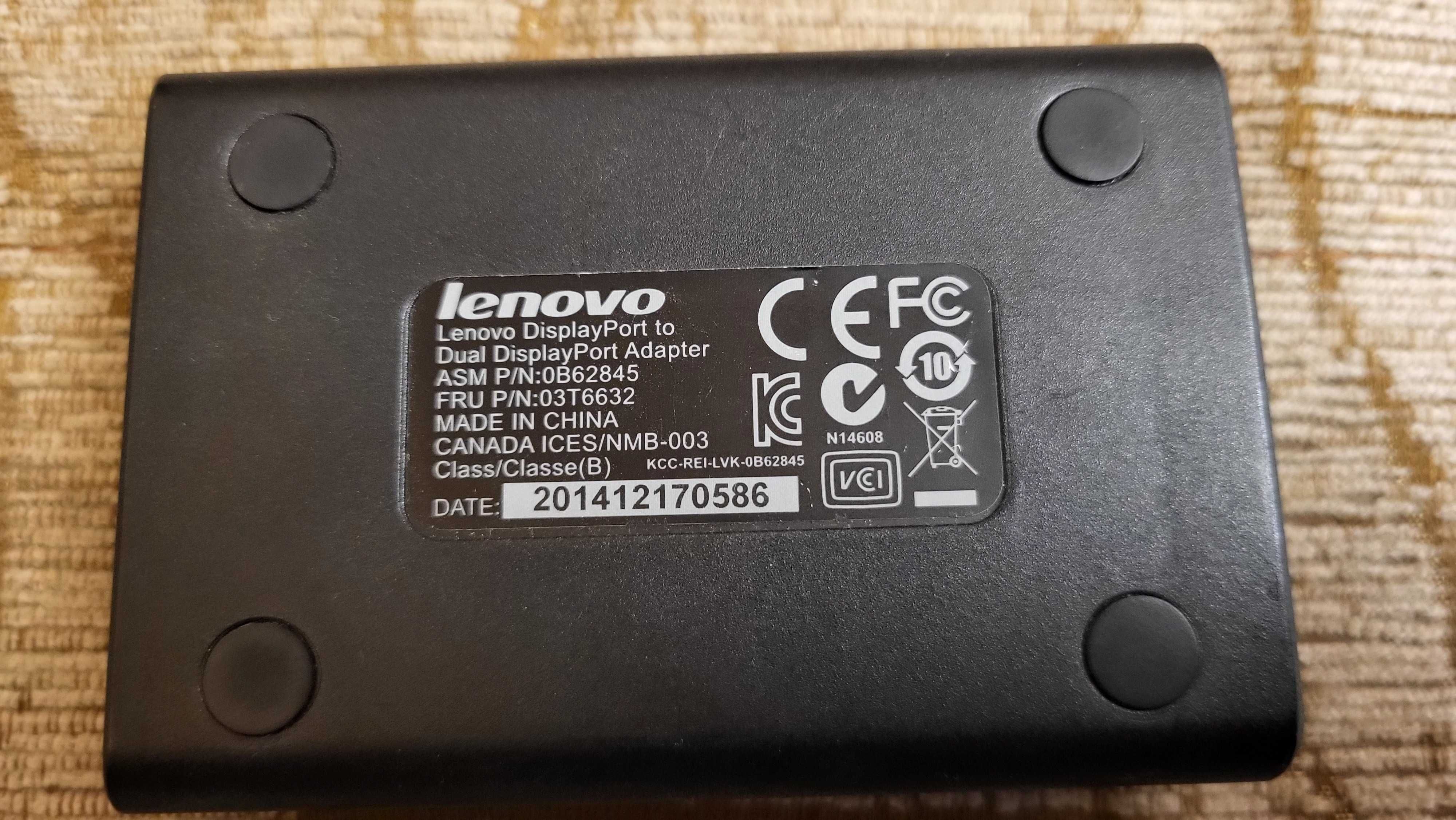 LENOVO Display Port To Dual Display Port Adaptor