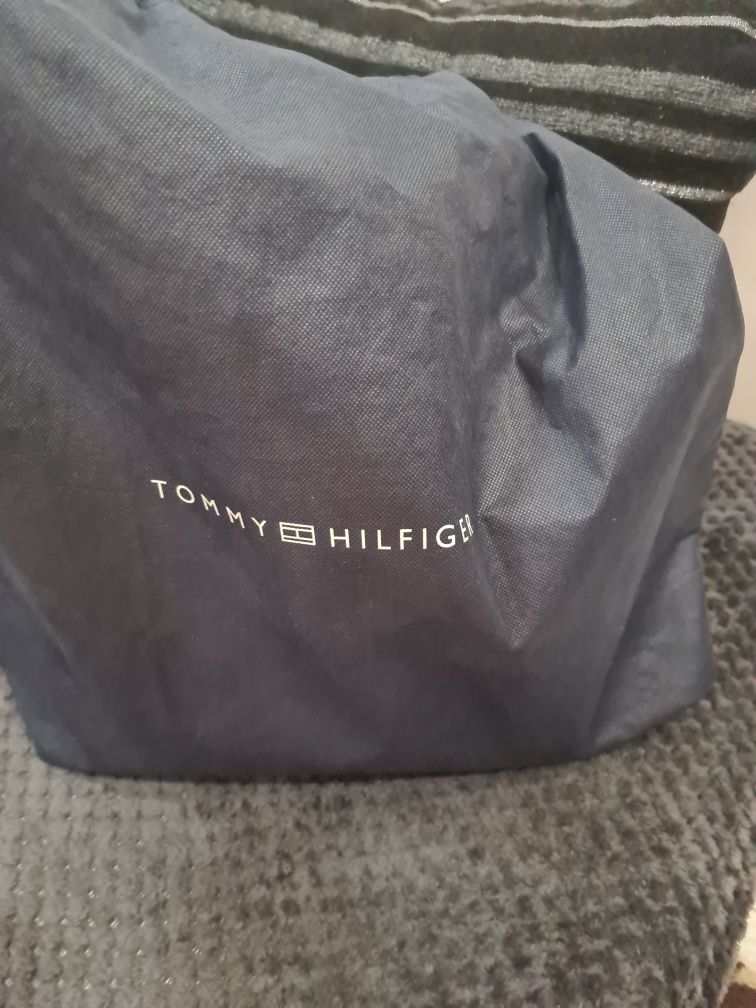 Geantă Tommy hilfiger