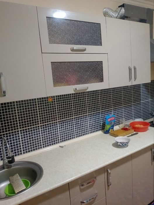 Янгийул шахрида 1 хонали квартира сотилади