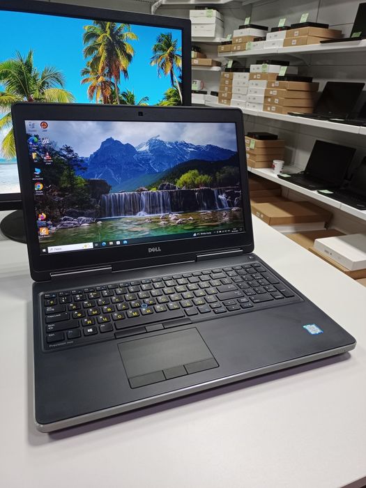 Ноутбук с гарантией, 15.6" Dell Precision 7520 [i5-6300HQ]