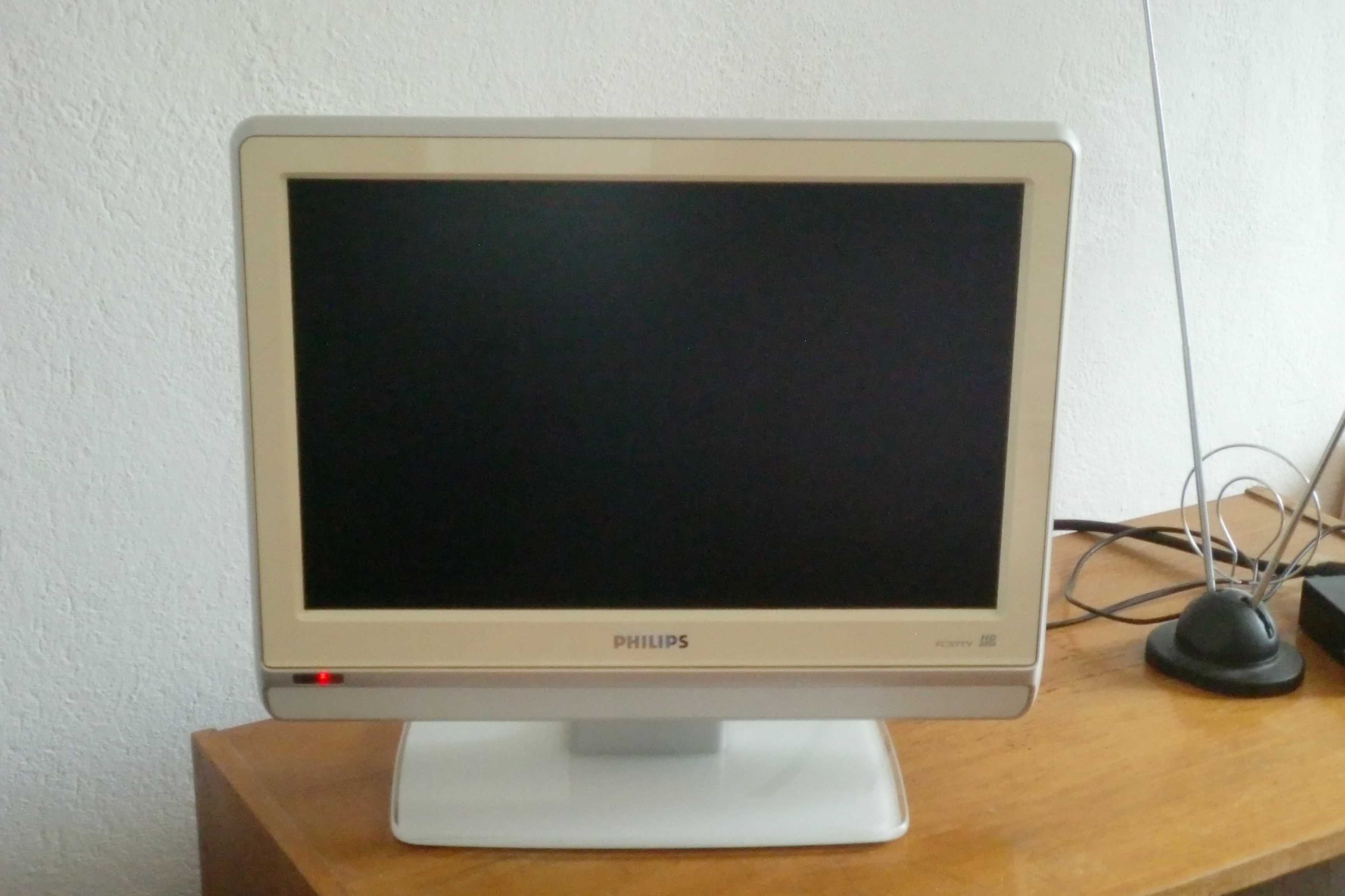 LCD телевизор Philips 19PFL5602D/12