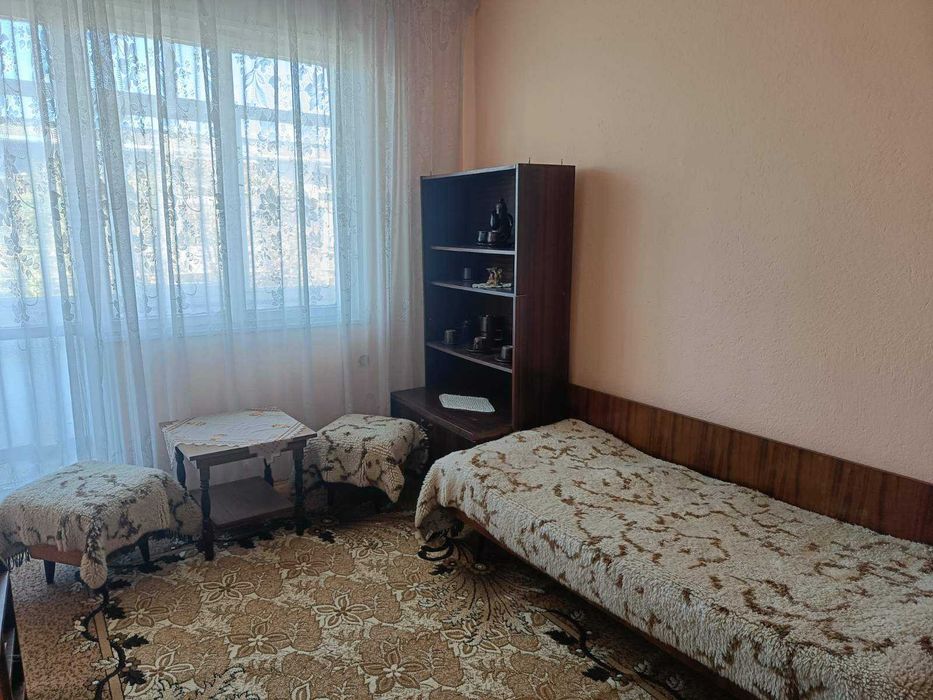Продава се Четиристаен апартамент в Казанлък - 110 кв.м за 1159 €/кв.м - Снимка #1