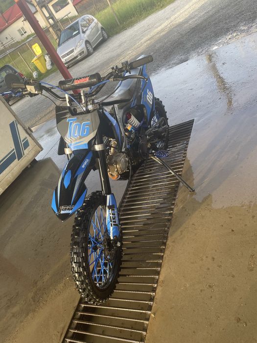 Vând cross JRH 125cc