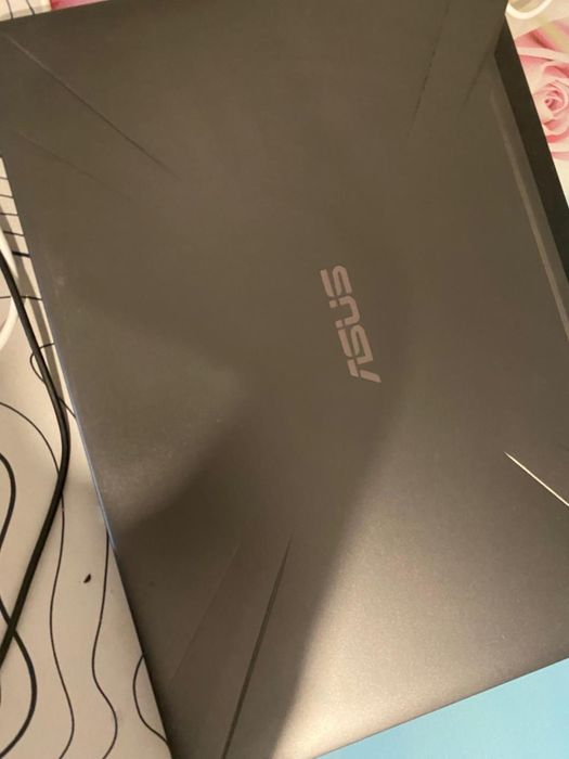 Продам игровой ноутбук Asus tuf gaming