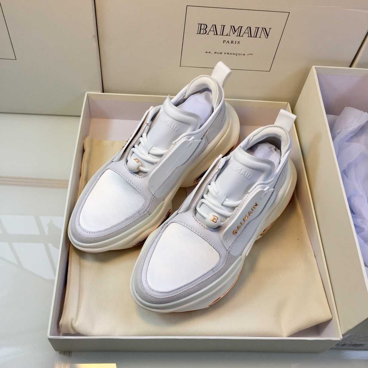 Balmain / Se percepe AVANS / Se aduc cu PRECOMANDA