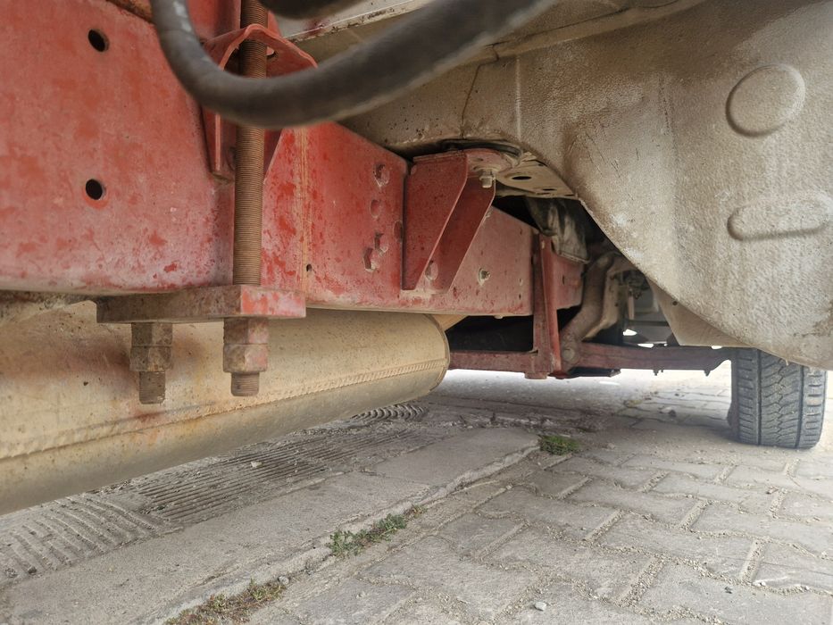 Iveco daily cu macara