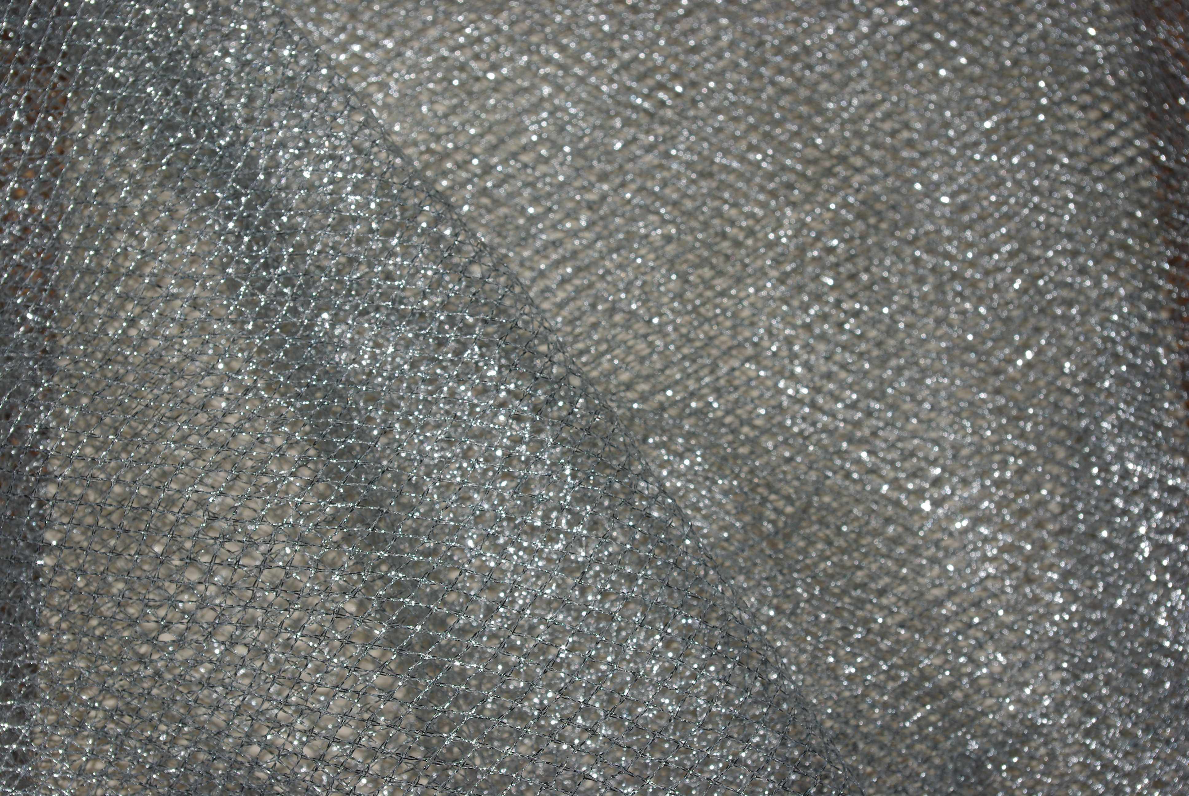 Vand plasa strălucitoare argintie, latime 145 cm
