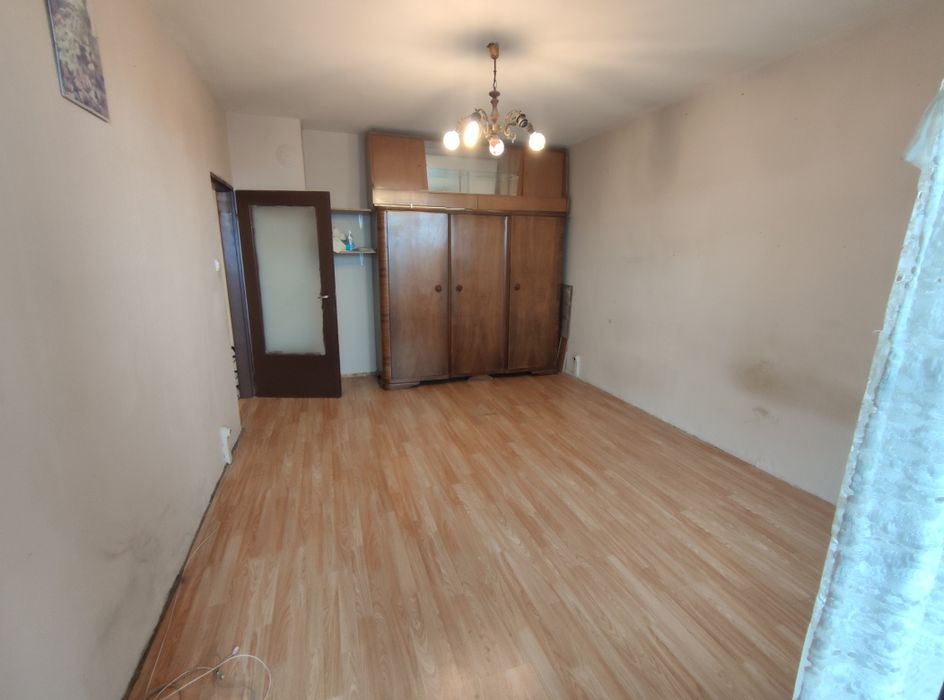 Дава се под наем Едностаен апартамент в София, 7-ми 11-ти километър - 45 кв.м за 408 € - Снимка #4