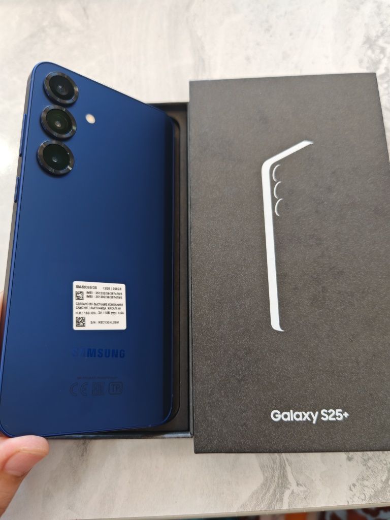 Samsung Galaxy S25+ Plus 12/256GB New