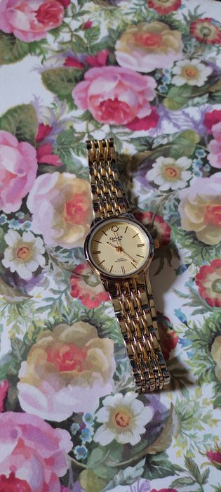 Женские новые часы Omax