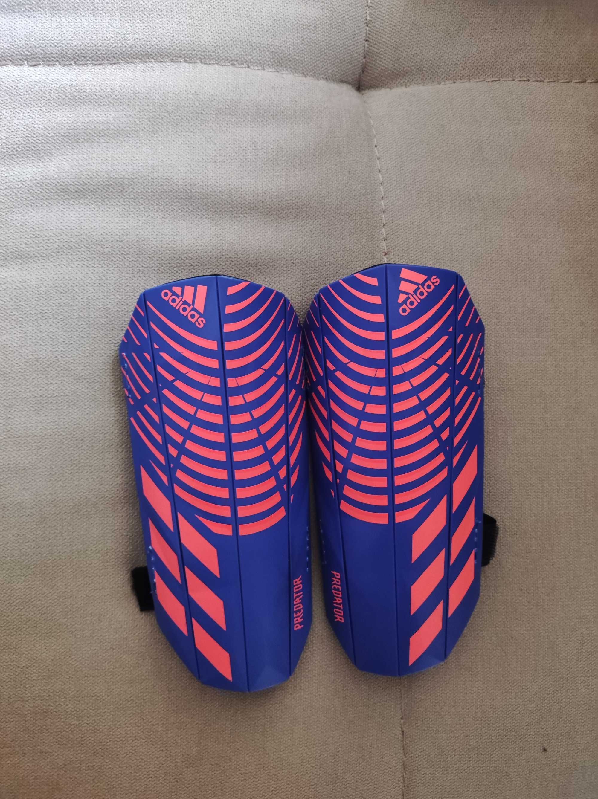 Предпазни кори за футбол Adidas predator