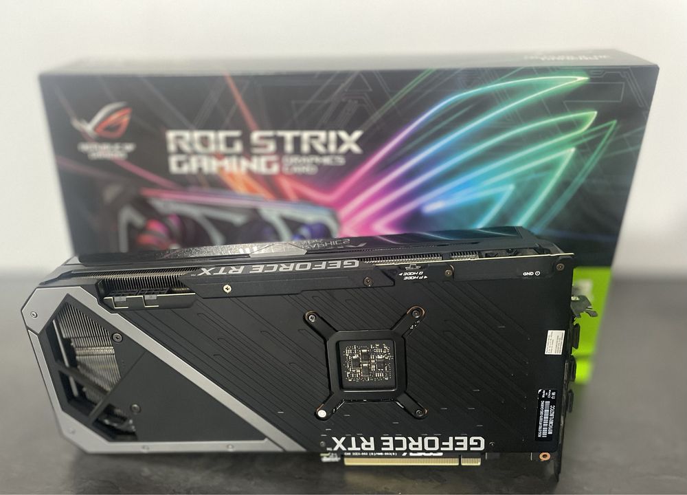 RTX 3070 Asus Rog Strix