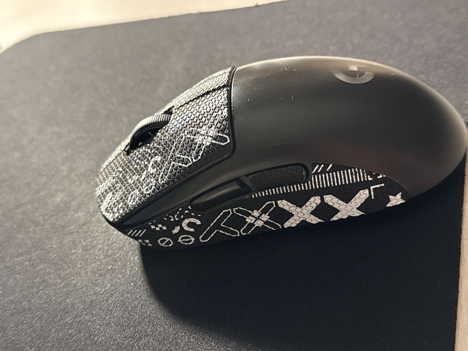 Компьютергая мышь  logitech