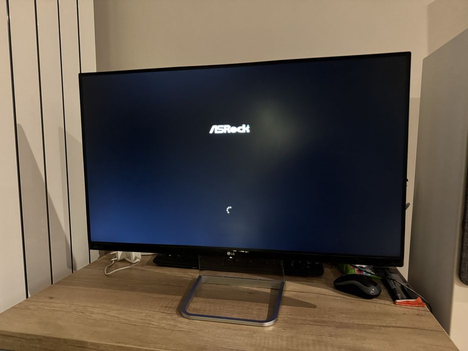 Монитор LG 27 MP77HM