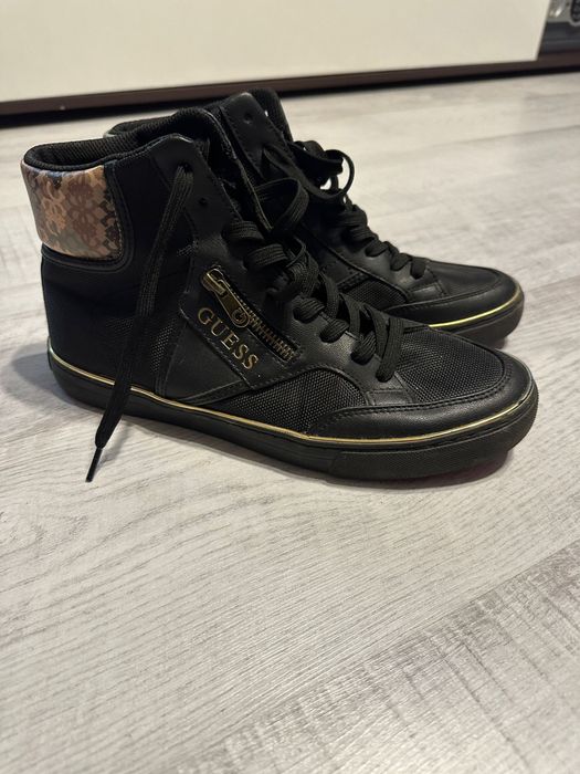 Adidasi impecabili guess marime 42