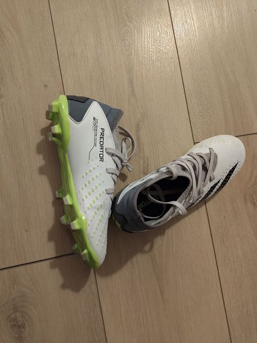 Ghete de fotbal copii ADIDAS PREDATOR ACCURACY.3 FG J 35.5
Ghete de fo