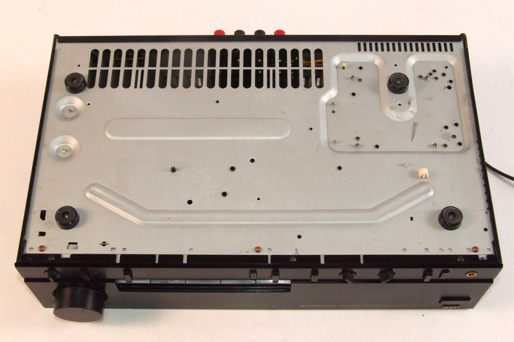 Amplificator stereo JVC AX440, 2 sau 4 x 75 W, Made in Japan, ca NOU