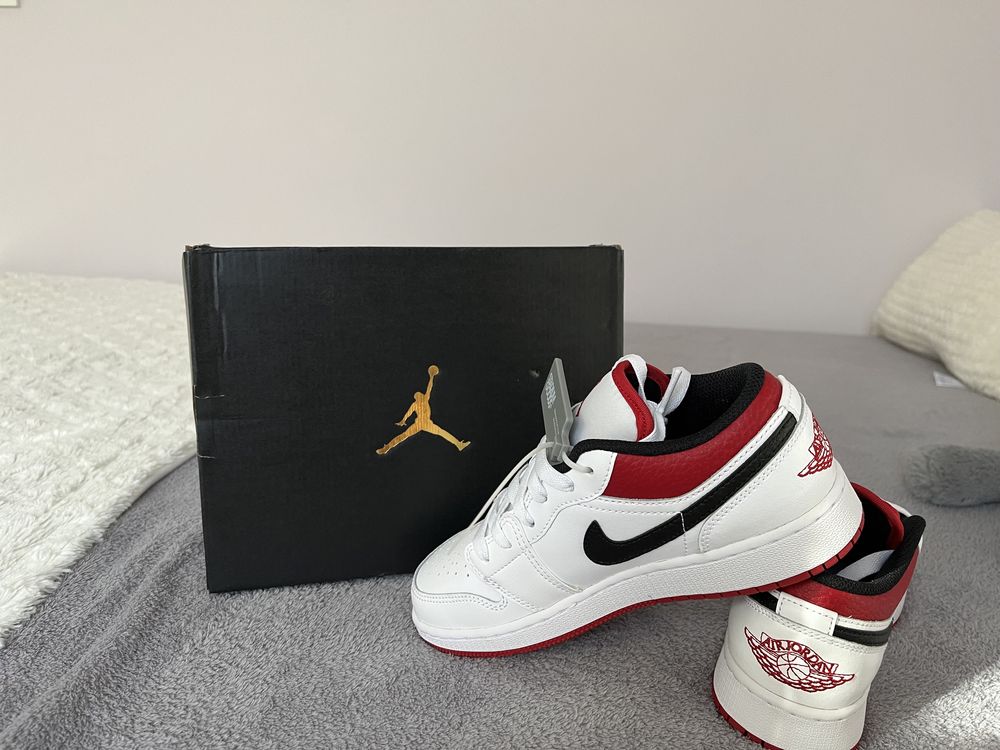 Маратонки Nike Jordan 1