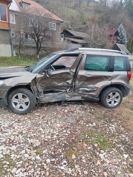 Skoda yeti avariata