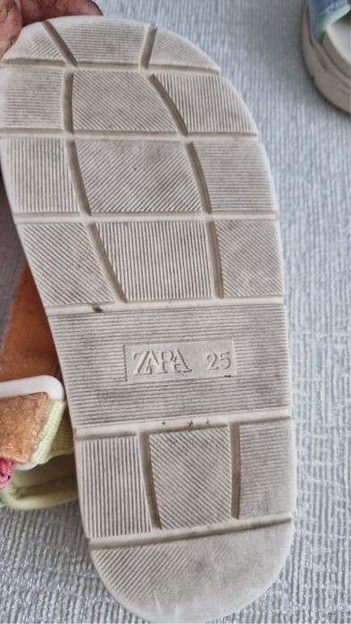 Детски сандали за момче и момиче