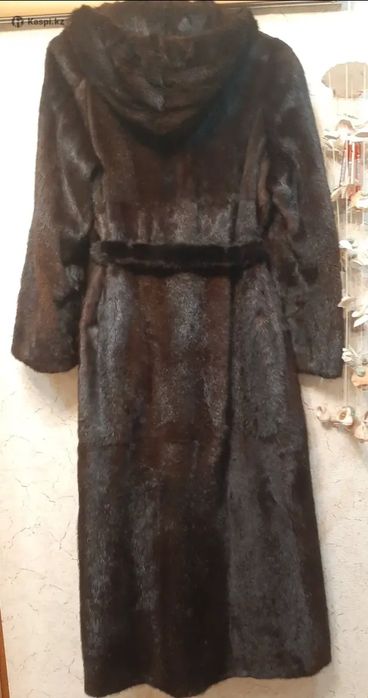 Продам норковую шубу