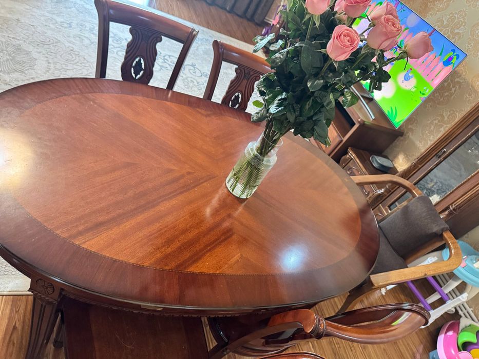 Стол обеденный из настоящего дуба