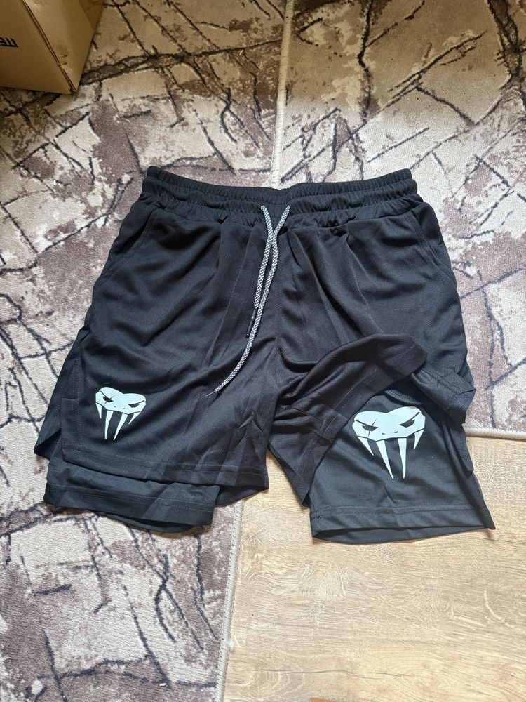 Къс панталон Venum 2