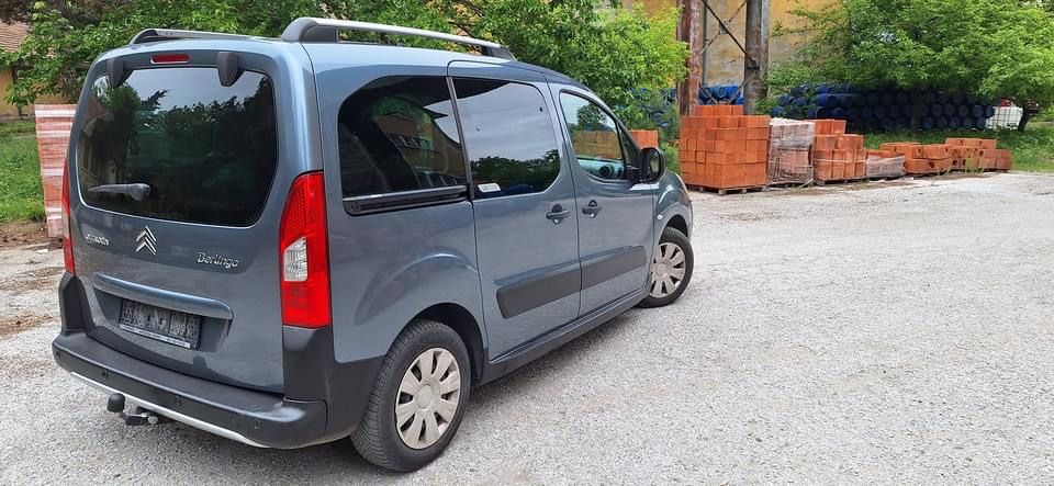 Здравейте колеги, продавам Citroen Berlingo XTR