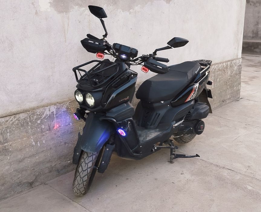 Продается скутер ТАНК или обмен на Айфон 16про макс