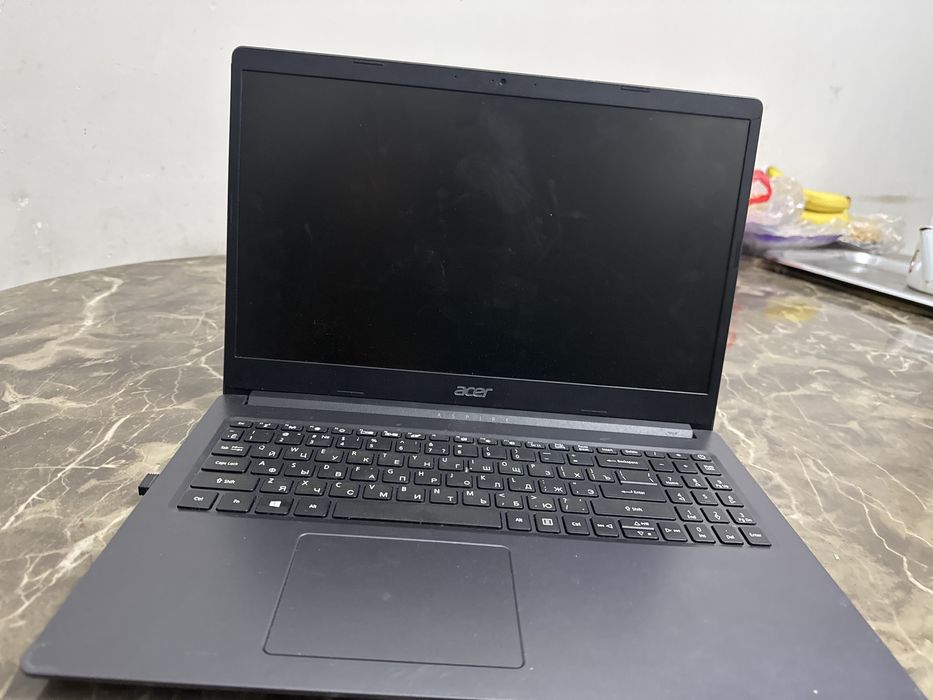 Продаю ноутбук Acer Aspire! Почти  как новая ,вообще не использовали