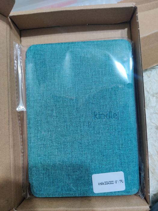 Новый TPU чехол Amazon kindle 2024 gen 11 6". Зелёный.