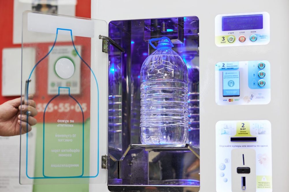 Сдам место внутри продуктового магазина под фильтр воды и Каспи терм.