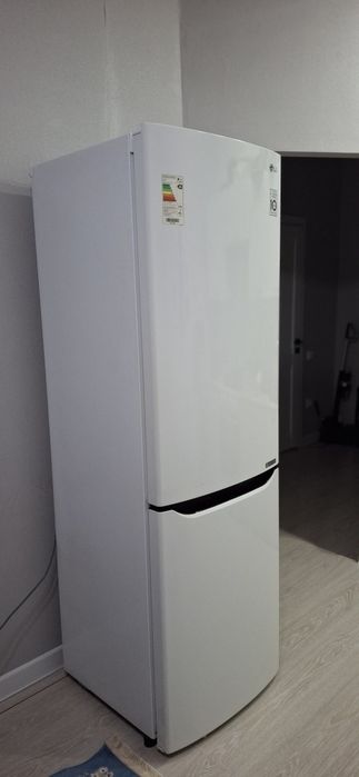 Холодильник в хорошем состоянии