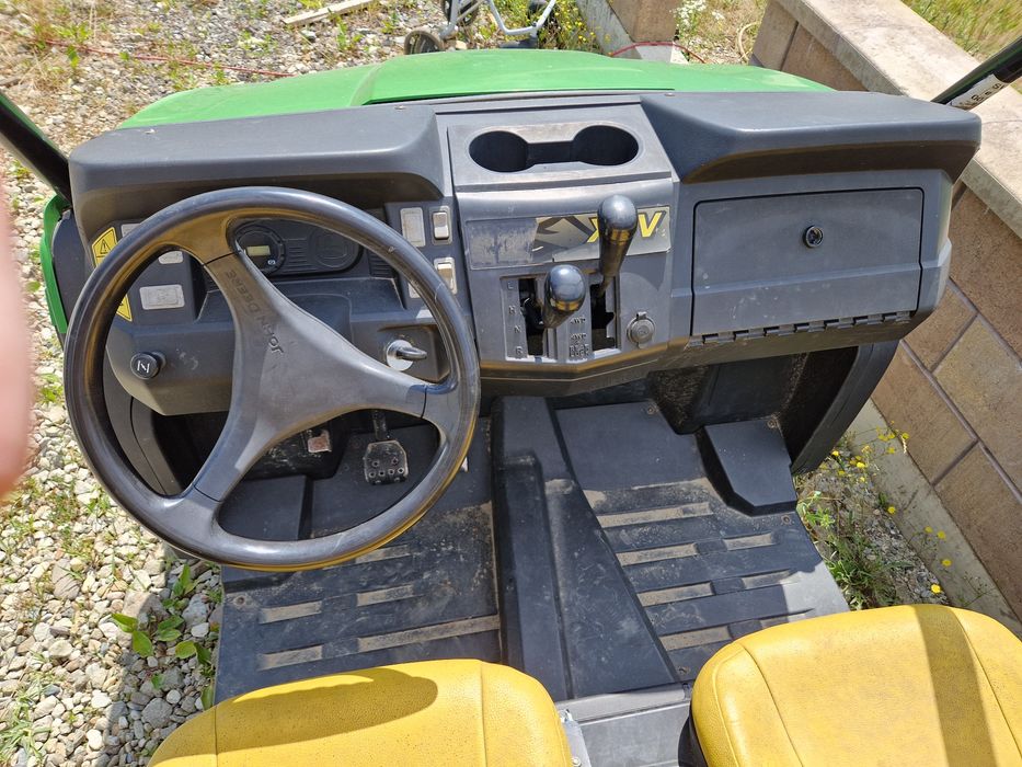 UTV / buggy John Deere XUV 550 2014