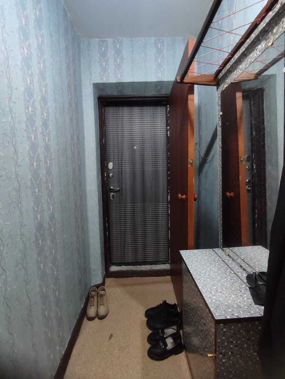 Продаю 2 комнатную квартиру в 21 микрорайоне. Помогу оформить ипотеку.
